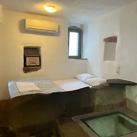 Cellar Falatados Апартаменты Mesi (Tinos)